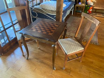217 Game Table And 2 Chairs