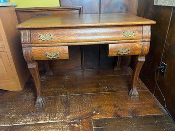 236 Antique Oak Desk With Paw Feet 26x42x30.5