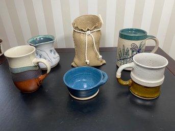 6 Pieces Pottery