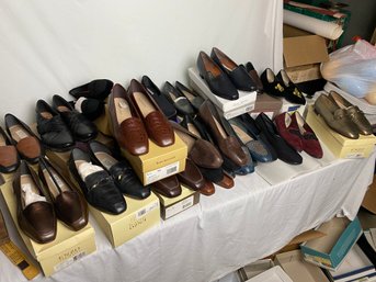 Womens Shoe Lot Size 9.5 And 10 - Lot 1 (064)