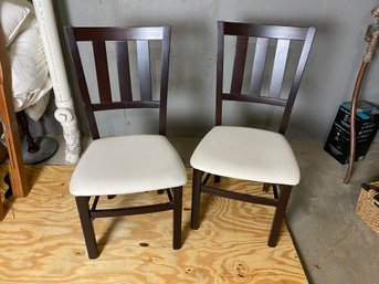 Pair Of Chairs (075)