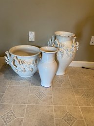 3 White Pottery Pieces (145)