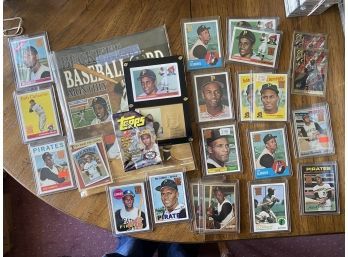 Roberto Clemente Baseball Cards & Memorabilia Lot