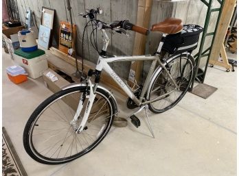 Trek City Bicycle 7200