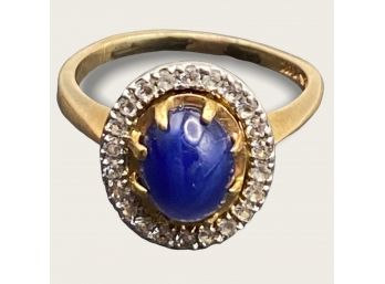 14K Gold Ring Large Blue Stone With Surround Size 8