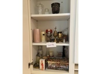 Kitchen Cabinet Lot (Lot 84)