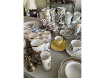 Table Lot - Porcelain And China (Lot 71)