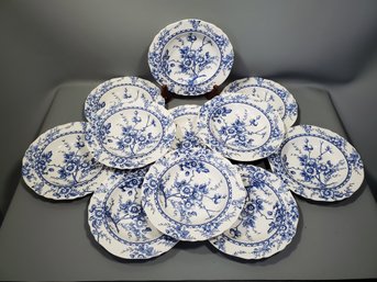 Eleven Alfred Meakin Soup Plates