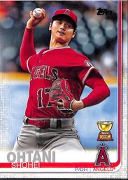 Topps 2018:  Shohei Ohtani {Rookie Gold Cup}