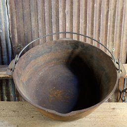 Vintage Cast Iron Pot, No. 8, 10 5/8