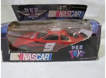 Vintage NASCAR, PEZ Toys, Dodge PEZ Dispenser, NIB