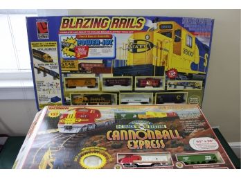 B;azing Rails And Bachmann Cannonball Express