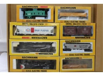 8 Bachman HO Trains In Boxes