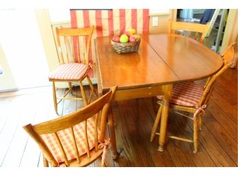 Antique Gate Leg Table With 4 Chairs