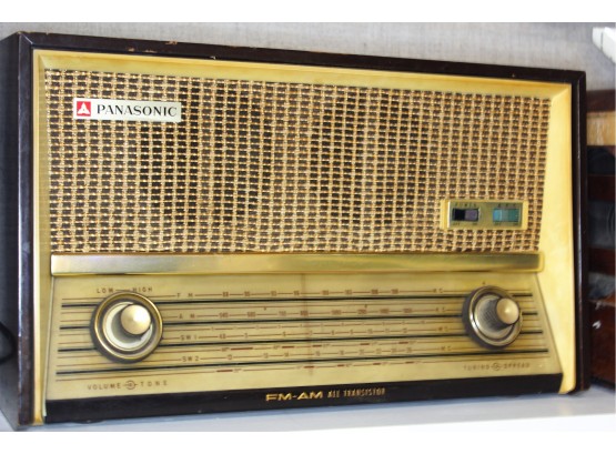 Vintage Panasonic Radio Model 740 16 1/2 W X 8 1/2 H