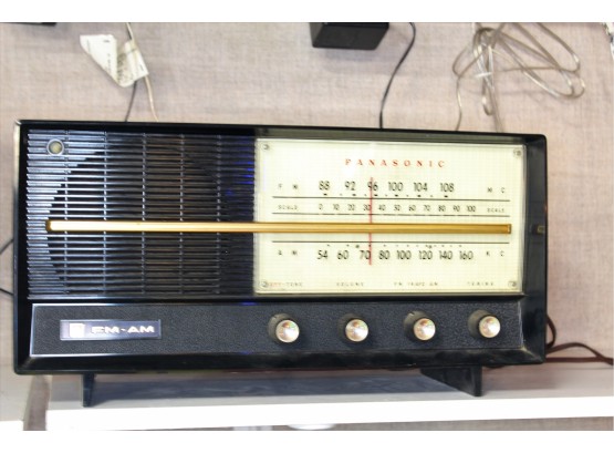 Vintage Panasonic Radio Model 740 16 1/2 W X 8 1/2 H