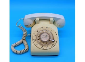 Vintage Dial Phone - Bell System Beige 1