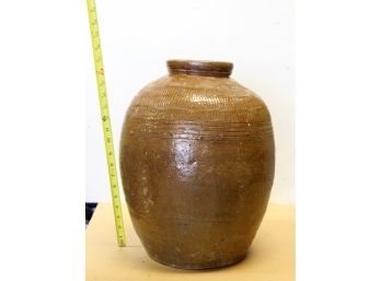 Pottery Vase 12'w X 19'H Nice Condition