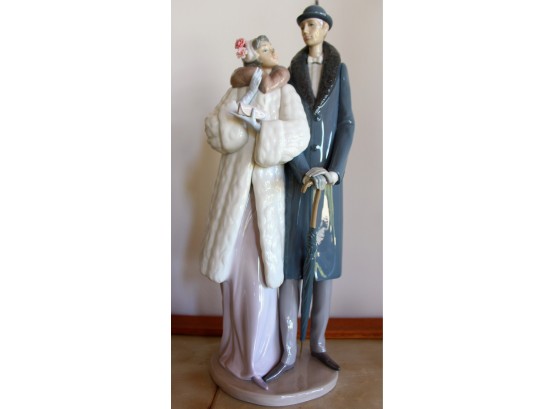 'On The Town' Lladro 14 1/2'H