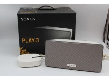 Midsize Sonos Play 3 Wireless Homes Speaker