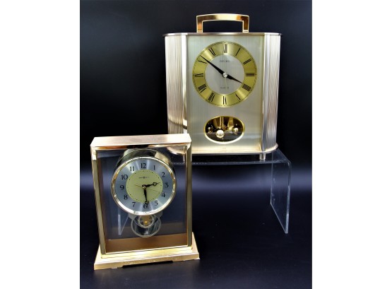 Set Of 2 Quartz Clocks