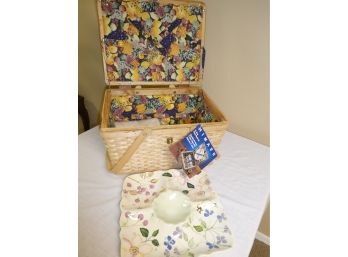 Brand New Picnic Basket & Tracy Porter Serving Plate