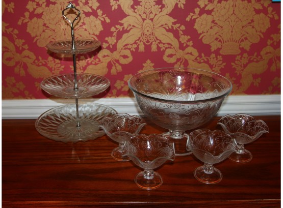 Triple Tear Server With Glass Bowl And 4 Individual Serving Dishes