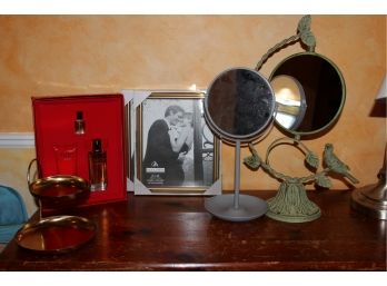 Estee Lauder And Make-up Mirrors