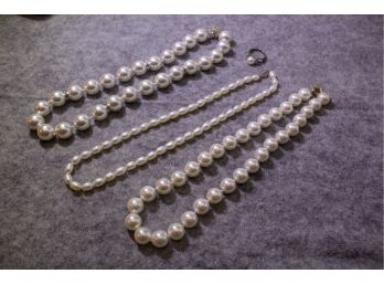 Assorted Pearl Jewelry