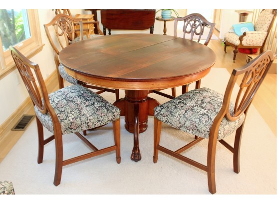 Solid Round Mahogany Dining Set With  3 Leaves