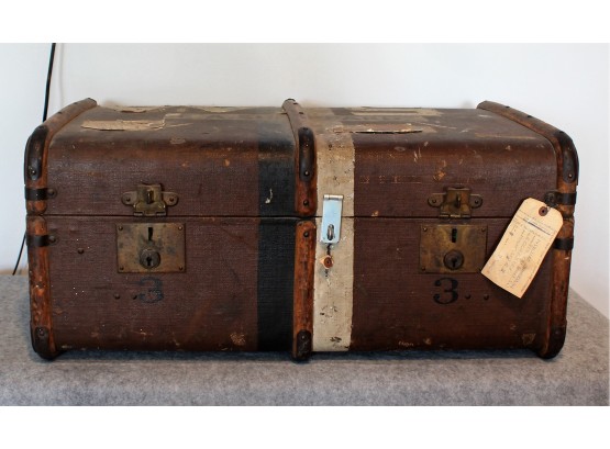 Rare Find!!      Antique Traveling Luggage -   So Awsome---