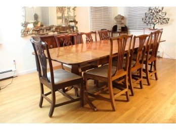 1930s Watertown Slide Dropleaf Table With 4 Leaves And   4 Chairs
