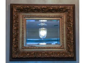Elegant Gilded Frame Mirror