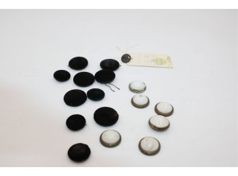 Antique Buttons - Shippable