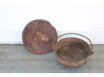 Antique Cast Iron Pot With Lid