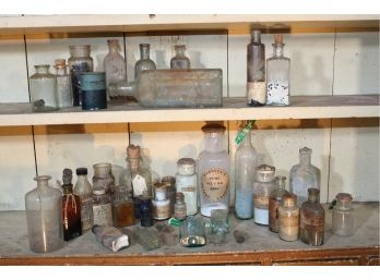 Antique Pharmaceutical Bottles Lot 1 - Shippable