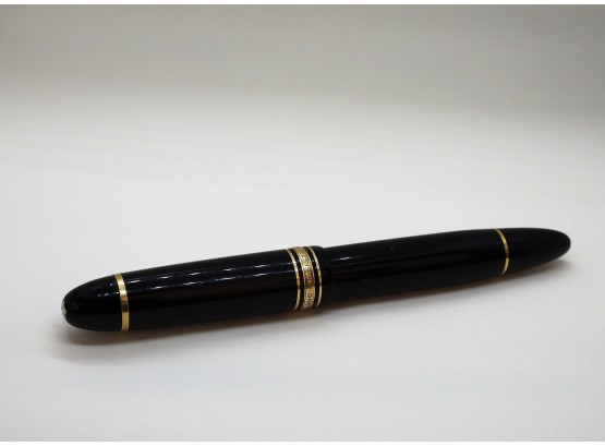 Meisterstuck Gold Coated Fountain Pen- Shippable