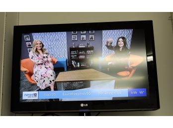31' LG Working TV With Remote Circa 2010