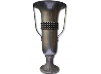 Saragon Metal Vase -SHIPPABLE