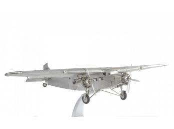 AP 452 FORD Trimotor The Tin Goose  Plane Model