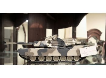 Franklin Mint Precision Model ' Abram's M1A1 ' Army Tank -Shippable