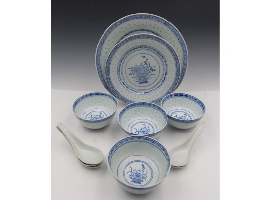 Vintage Blue And White Chinese Collection