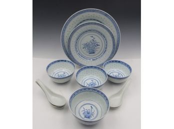 Vintage Blue And White Chinese Collection