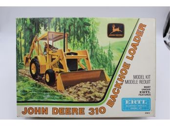 Ertl John Deere 310 Model Kit