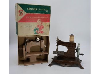 Set Of Childrens Vintage Sewing Machines -shippable