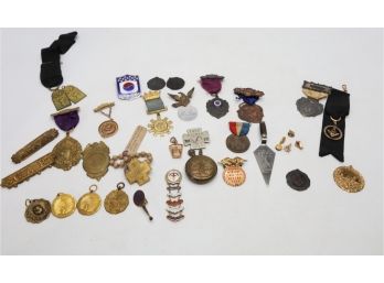 Collection Of Vintage Medals Including Mason-shippable