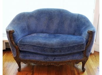 Sweet Curved French Blue Settee