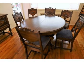 Antique  Pedestal Dining With 4 Leaves!