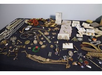 Huge Collection Of Vintage Costume ,Gold And Sterling Jewelry-shippable