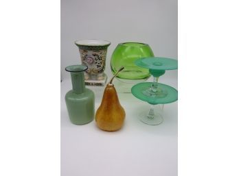 Beautiful Glass And Porcelain Pieces - Green Collection